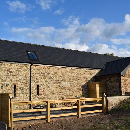 Cowshed In The Black Mountains Villa Abergavenny Exterior photo