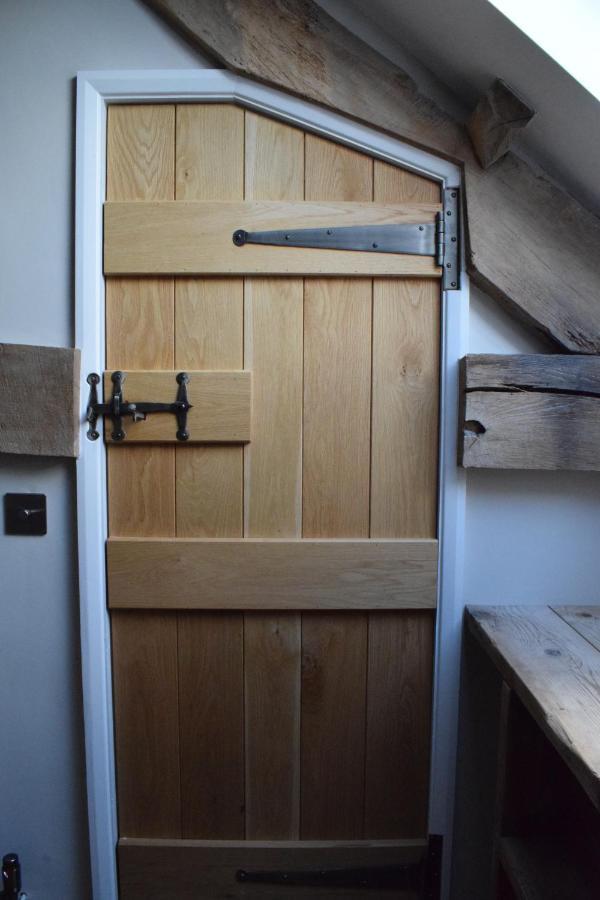 Cowshed In The Black Mountains Abergavenny Exterior photo