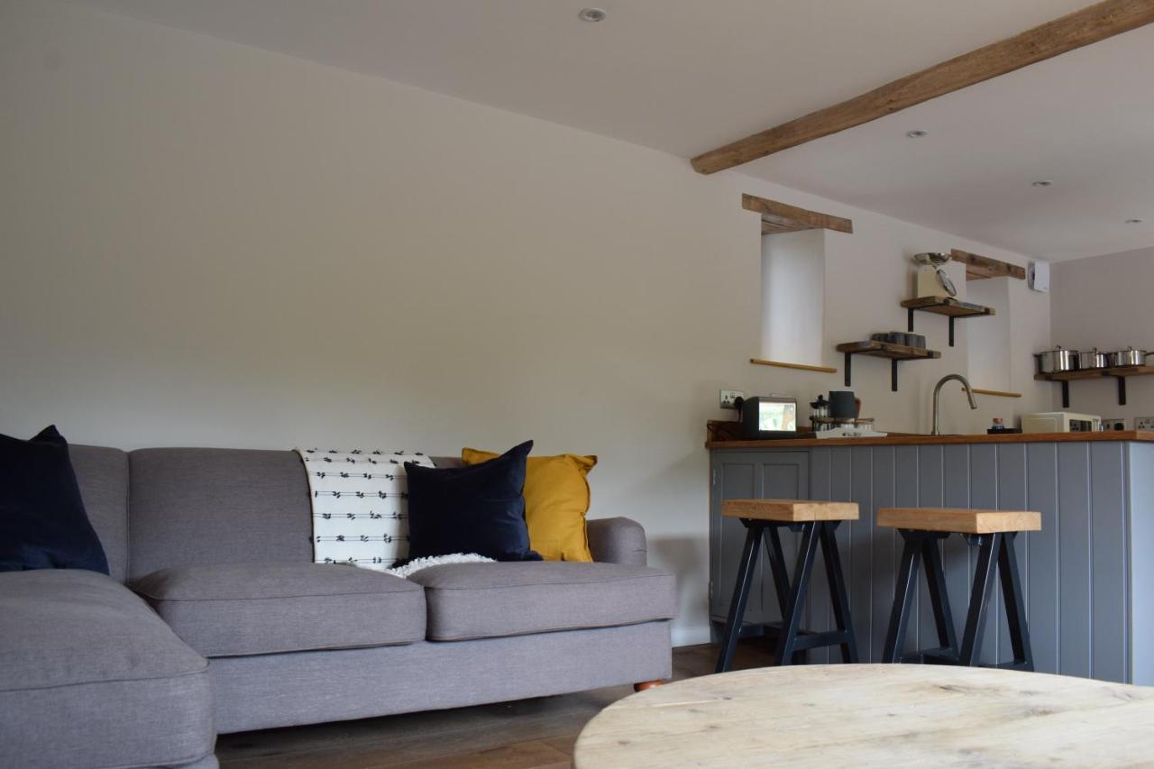 Cowshed In The Black Mountains Abergavenny Exterior photo