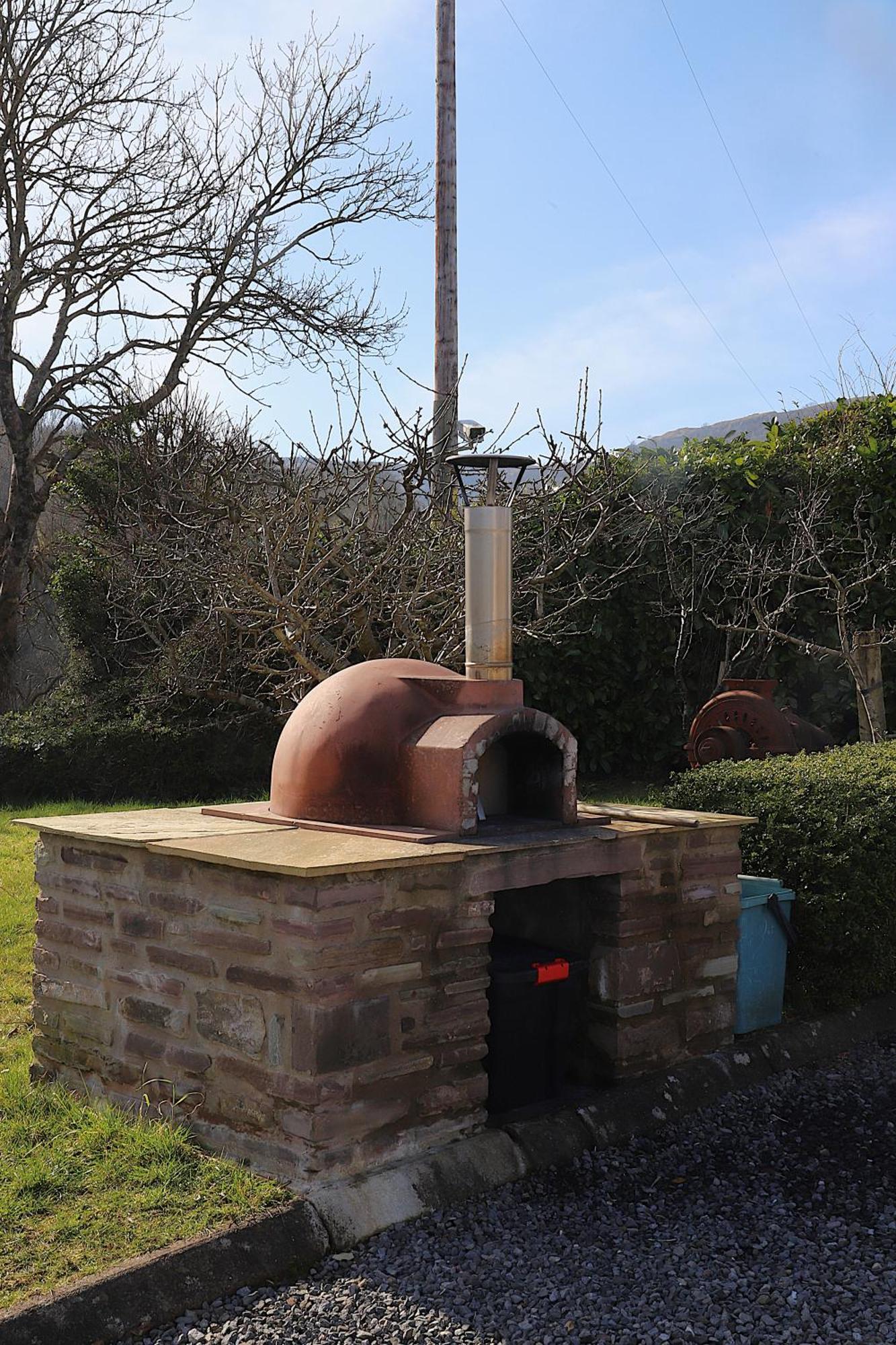Cowshed In The Black Mountains Abergavenny Exterior photo