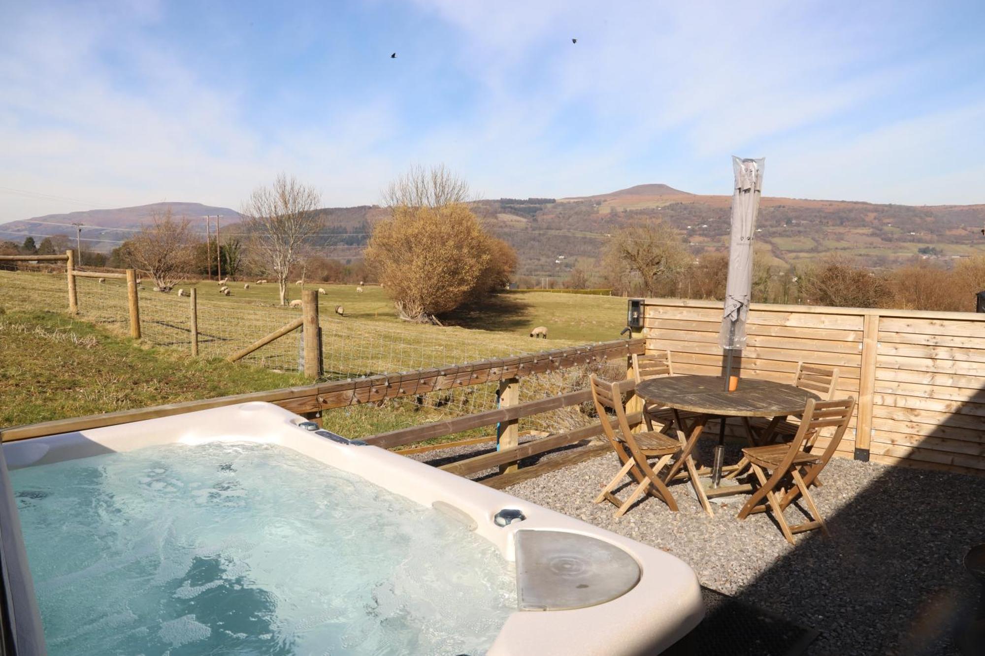 Cowshed In The Black Mountains Abergavenny Exterior photo